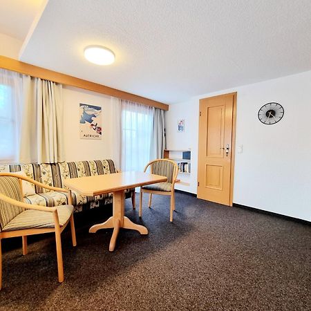 Das Bergfried - Urlaub Zentral Und Ruhig! Appartement Riezlern Buitenkant foto